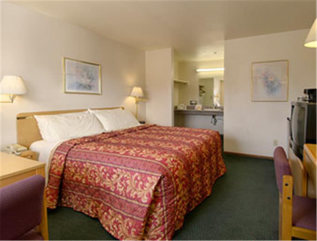 Days Inn Salinas Airport Kamer foto